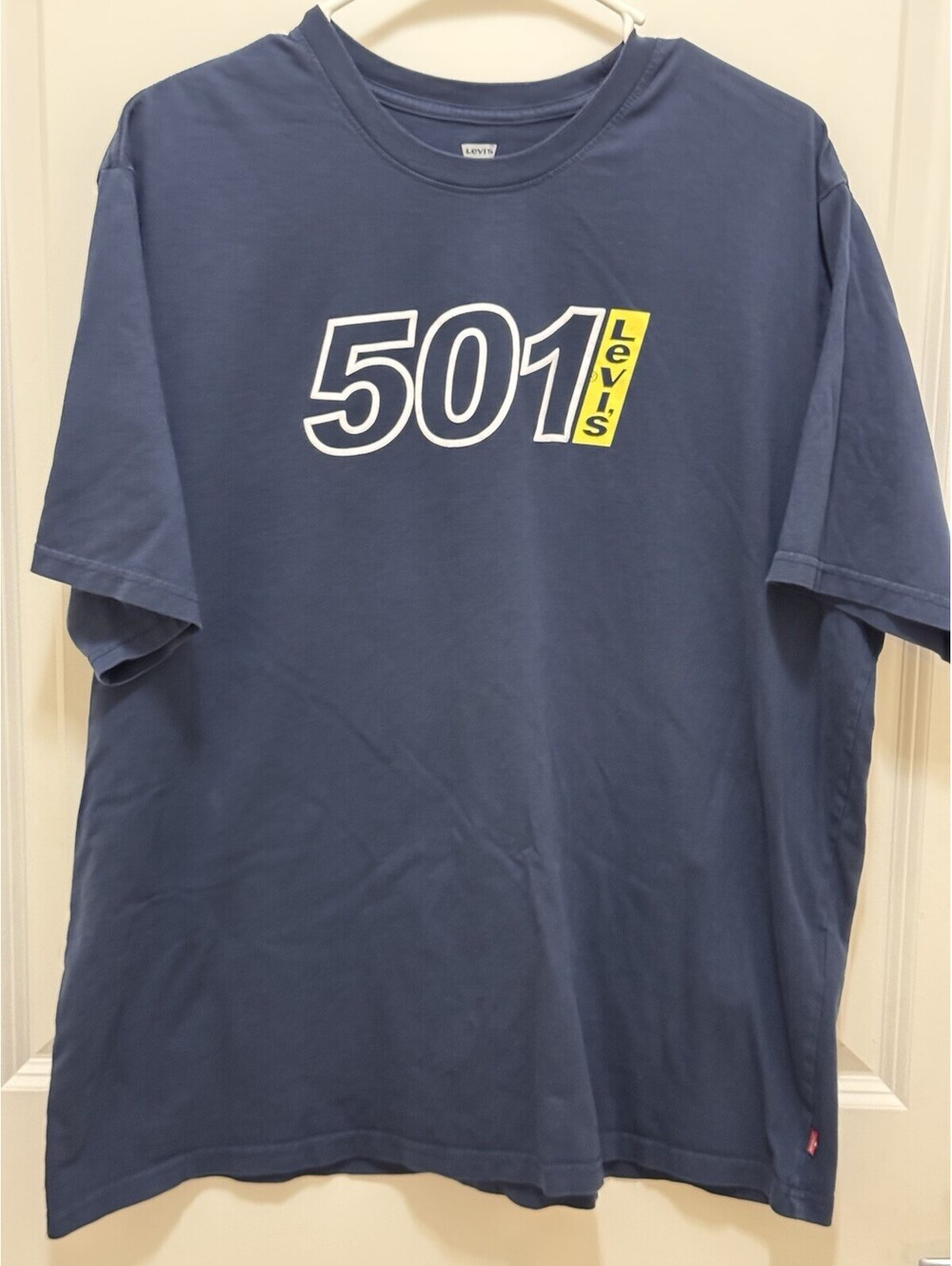 Levis 501 Graphic T Shirt Mens XL Relaxed Fit Blue White Yellow Logo Crew Neck